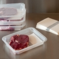 Антимикробная абсорбентная упаковка увеличивает срок годности мяса